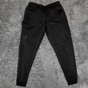 Under Armor large sweatpants